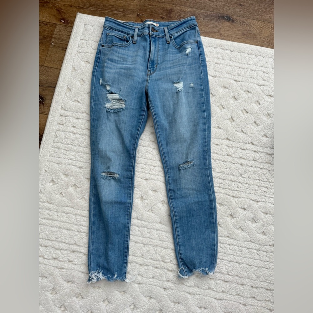 Levi 721 High Rise Skinny Jeans